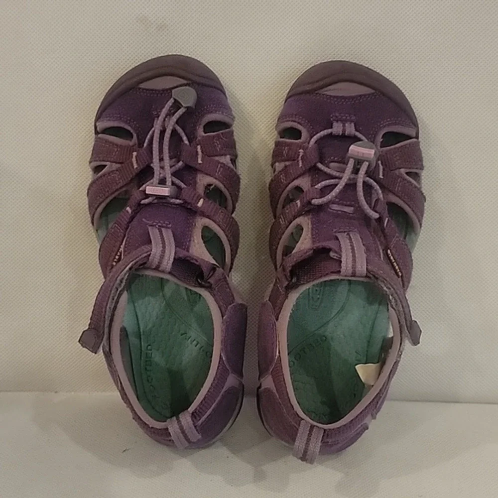 YOUTH‎ KEEN PURPLE SEACAMP II CNX MAJESTY SANDALS (sz 3)